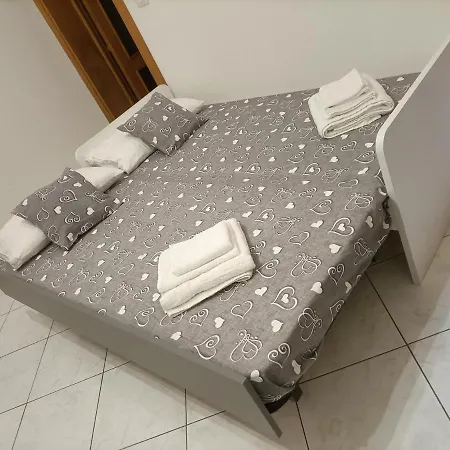 Lady's House *